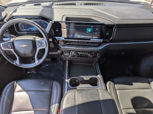 Used 2024 Chevrolet Silverado 2500 LTZ w/ LTZ Plus Package image 23