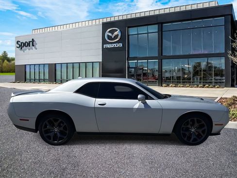 Used 2019 Dodge Challenger SXT w/ Plus Package image 2