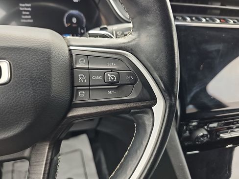 Used 2021 Jeep Grand Cherokee L Limited image 23