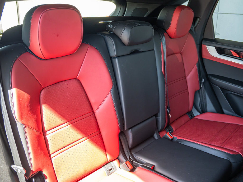 Certified 2026 Porsche Cayenne S AWD/4WD image 20