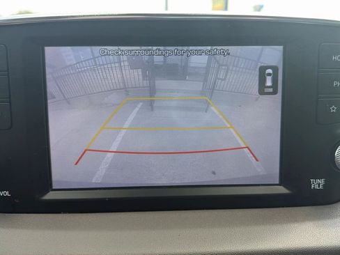 Used 2020 Hyundai Santa Fe SEL AWD/4WD image 16