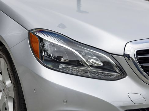 Used 2016 Mercedes-Benz E 350 4MATIC Wagon image 15