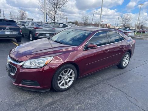 Used 2015 Chevrolet Malibu LT w/ Power Convenience Package image 5