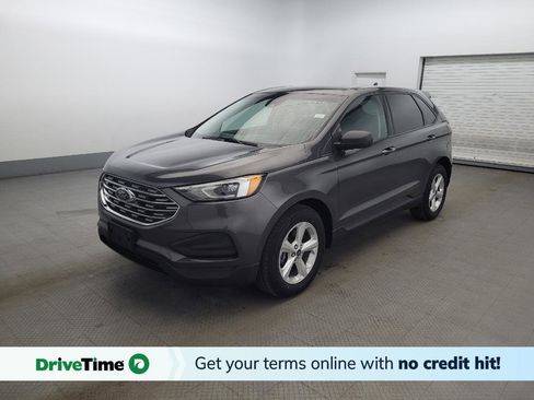Used 2019 Ford Edge SE image 1