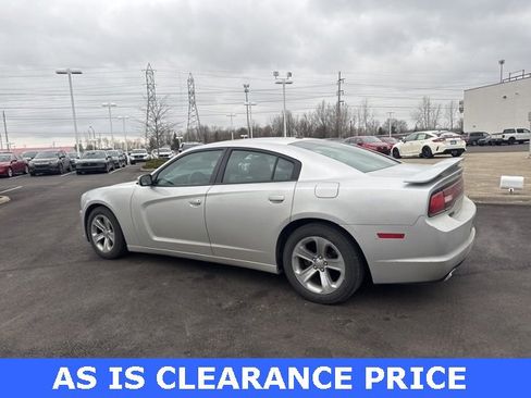 Used 2012 Dodge Charger SXT w/ Sport Appearance Group image 12