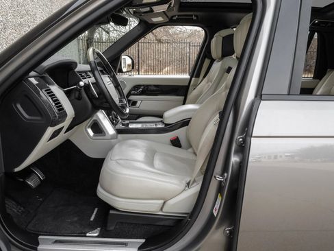 Used 2019 Land Rover Range Rover Long Wheelbase Autobiography AWD/4WD image 4