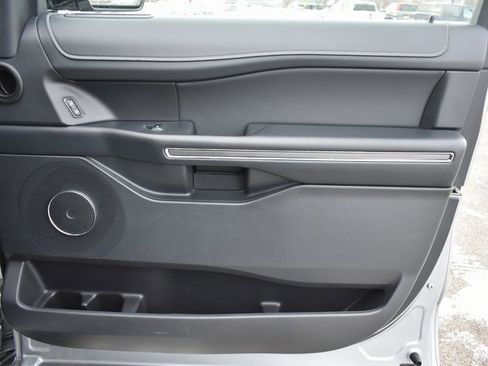 Used 2023 Ford Expedition Max XLT image 55
