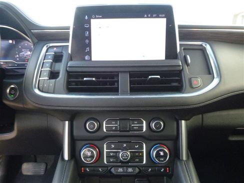 Used 2023 Chevrolet Tahoe Z71 w/ Z71 Off-Road Package image 16