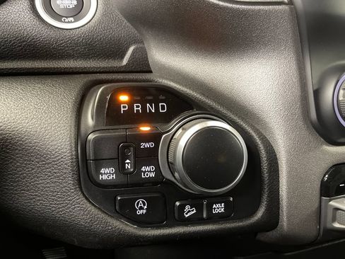 Used 2020 RAM 1500 Tradesman AWD/4WD image 27