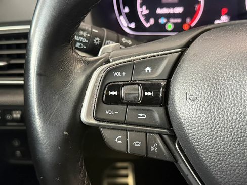 Used 2019 Honda Accord Sport image 12