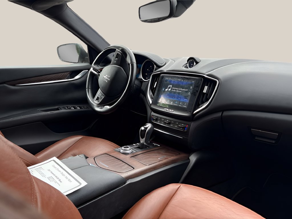 Used 2017 Maserati Ghibli RWD image 19