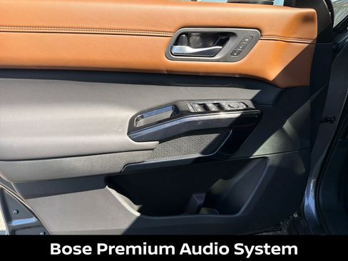 New 2026 Nissan Pathfinder Platinum AWD/4WD image 12