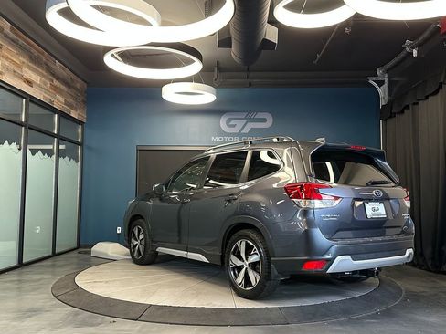 Used 2020 Subaru Forester Touring AWD/4WD image 5