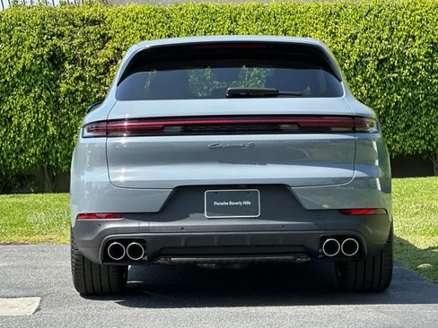 New 2026 Porsche Cayenne S AWD/4WD image 7
