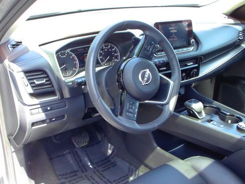 Used 2023 Nissan Rogue SV w/ SV Premium B Package AWD/4WD image 5