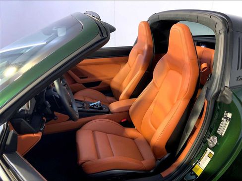 Used 2026 Porsche 911 Targa 4 GTS AWD/4WD image 5