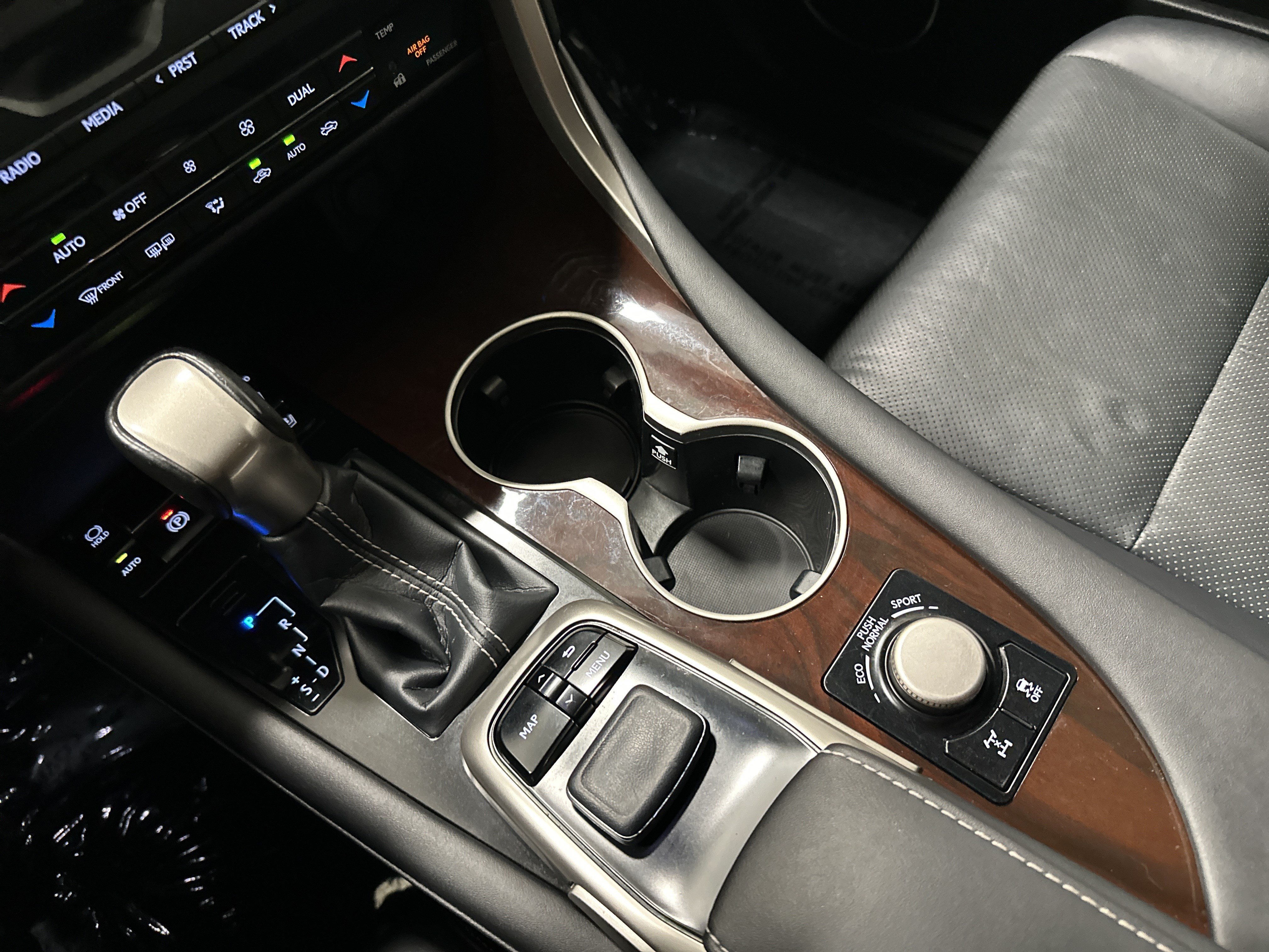Used 2018 Lexus RX 350 AWD w/ Premium Package image 27