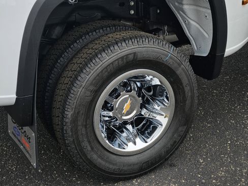 New 2026 Chevrolet Silverado 3500 LT w/ Safety Package image 10