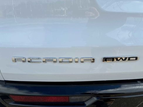 Used 2024 GMC Acadia Denali image 33