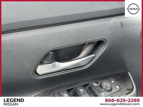 Certified 2025 Nissan Kicks SV AWD/4WD image 16