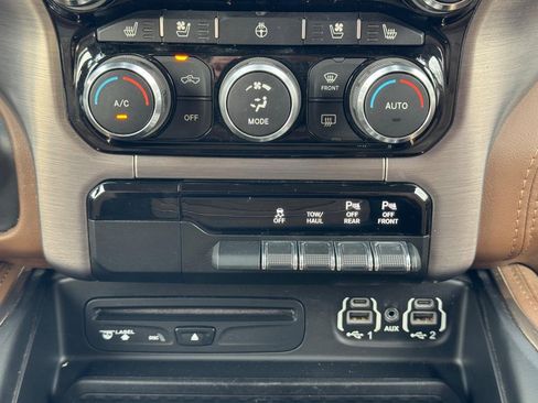 Used 2019 RAM 1500 Limited w/ Protection Group image 14