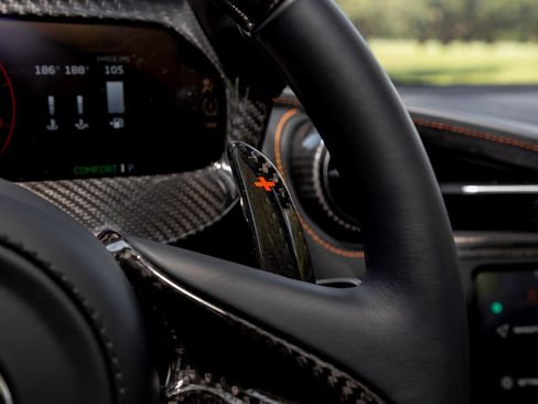 New 2024 McLaren 750S Spider image 37