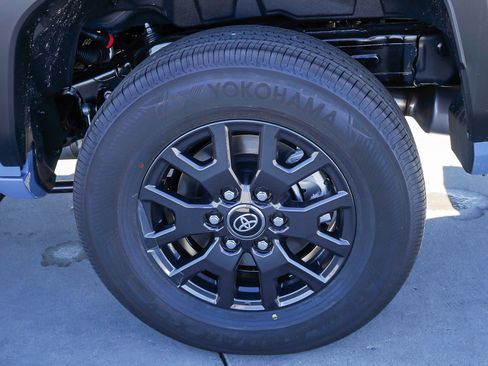 New 2026 Toyota 4Runner SR5 image 13