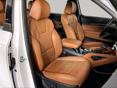 Certified 2025 Kia Telluride SX Prestige X-Line AWD/4WD image 29