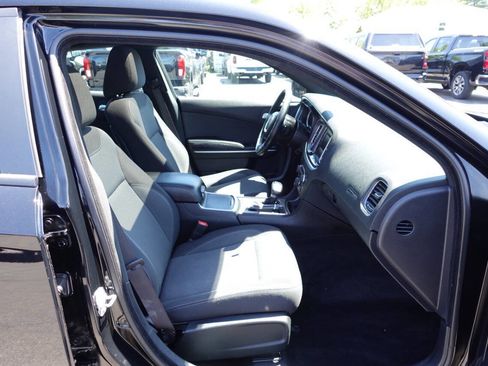 Used 2015 Dodge Charger SE w/ Power Sunroof Group AWD/4WD image 33