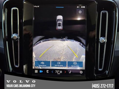 Certified 2024 Volvo XC40 B5 Core w/ Protection Package Premier image 17