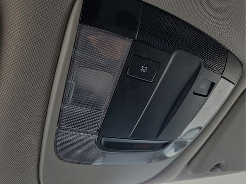 Used 2025 Kia Sportage LX FWD image 11