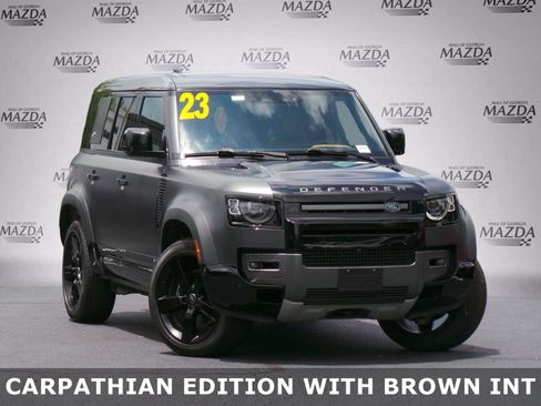 Used 2023 Land Rover Defender 110 V8 AWD/4WD image 2