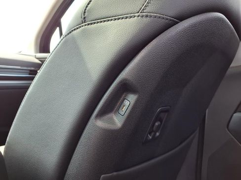 Used 2025 Kia Sportage SX FWD image 28