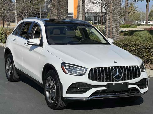 Used 2022 Mercedes-Benz GLC 300 w/ Premium Package Lite image 20