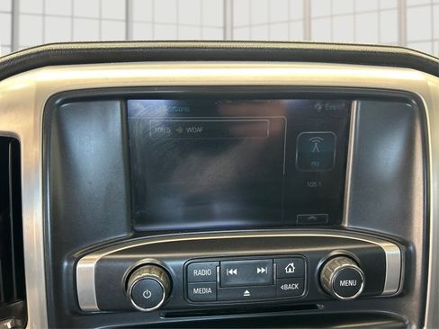 Used 2018 GMC Sierra 1500 SLT w/ SLT Premium Package AWD/4WD image 11