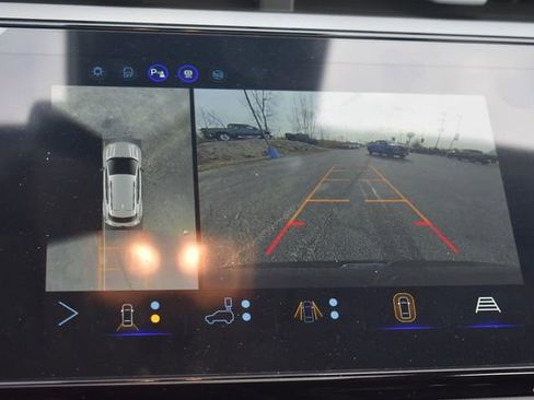 New 2027 Chevrolet Bolt RS w/ Technology Package FWD image 29