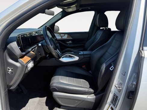 Used 2020 Mercedes-Benz GLS 450 4MATIC image 10