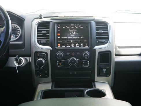 Used 2015 RAM 1500 Big Horn AWD/4WD image 25