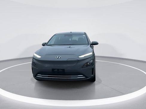 Certified 2023 Hyundai Kona SEL w/ Cargo Package image 2
