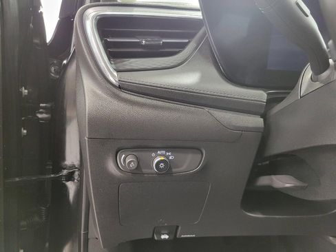 Used 2025 Buick Encore GX Preferred image 11