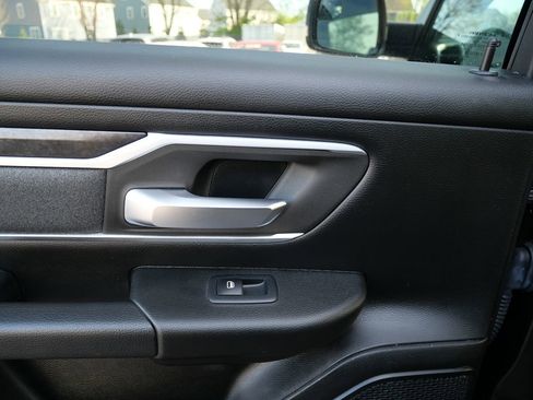 Used 2020 RAM 1500 Big Horn AWD/4WD image 23