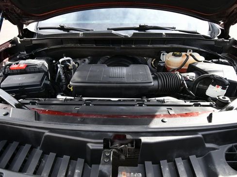 Used 2022 Chevrolet Tahoe LT w/ Luxury Package AWD/4WD image 24