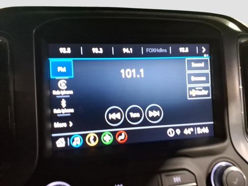 Used 2021 GMC Sierra 1500 Elevation w/ Preferred Package image 32