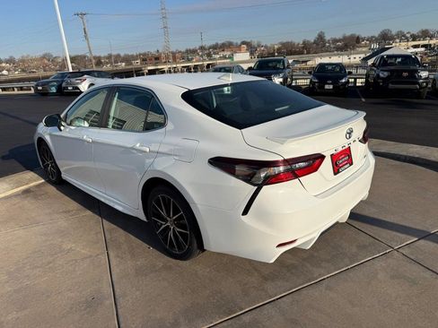 Certified 2024 Toyota Camry SE image 8