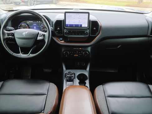 Used 2024 Ford Bronco Sport Outer Banks image 26