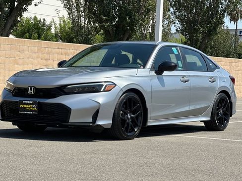 Used 2025 Honda Civic Sport image 8