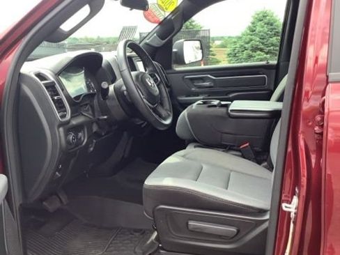 Used 2022 RAM 1500 Big Horn AWD/4WD image 14