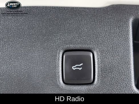 Certified 2024 Ford Escape ST-Line Select w/ Tech Pack #2 AWD/4WD image 17