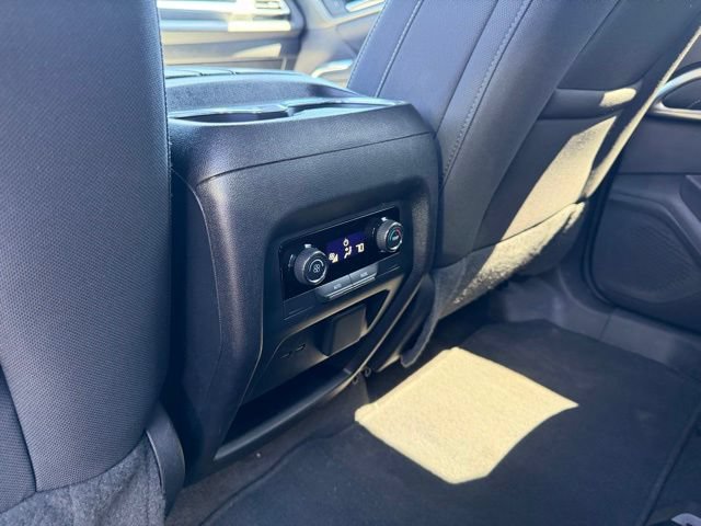 Certified 2024 Chevrolet Traverse LT FWD image 14