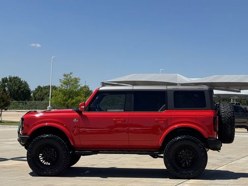 Used 2023 Ford Bronco Outer Banks AWD/4WD image 3